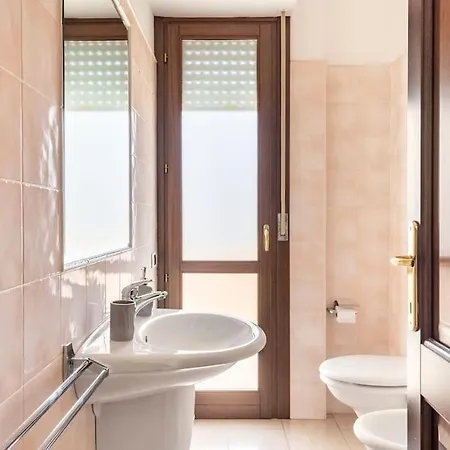 Dimoras 3br Center Terrace & Parking