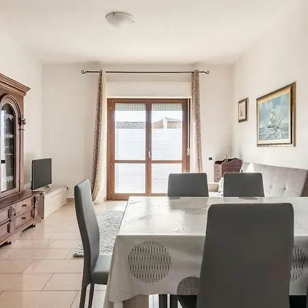 Dimoras 3br Center Terrace & Parking אולביה