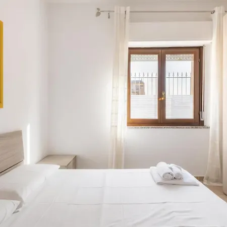 Dimoras 3br Center Terrace & Parking Olbia