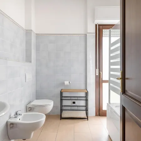 Dimoras 3br Center Terrace & Parking Apartamento