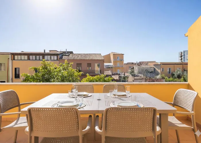 Dimoras 3br Center Terrace & Parking * Olbia